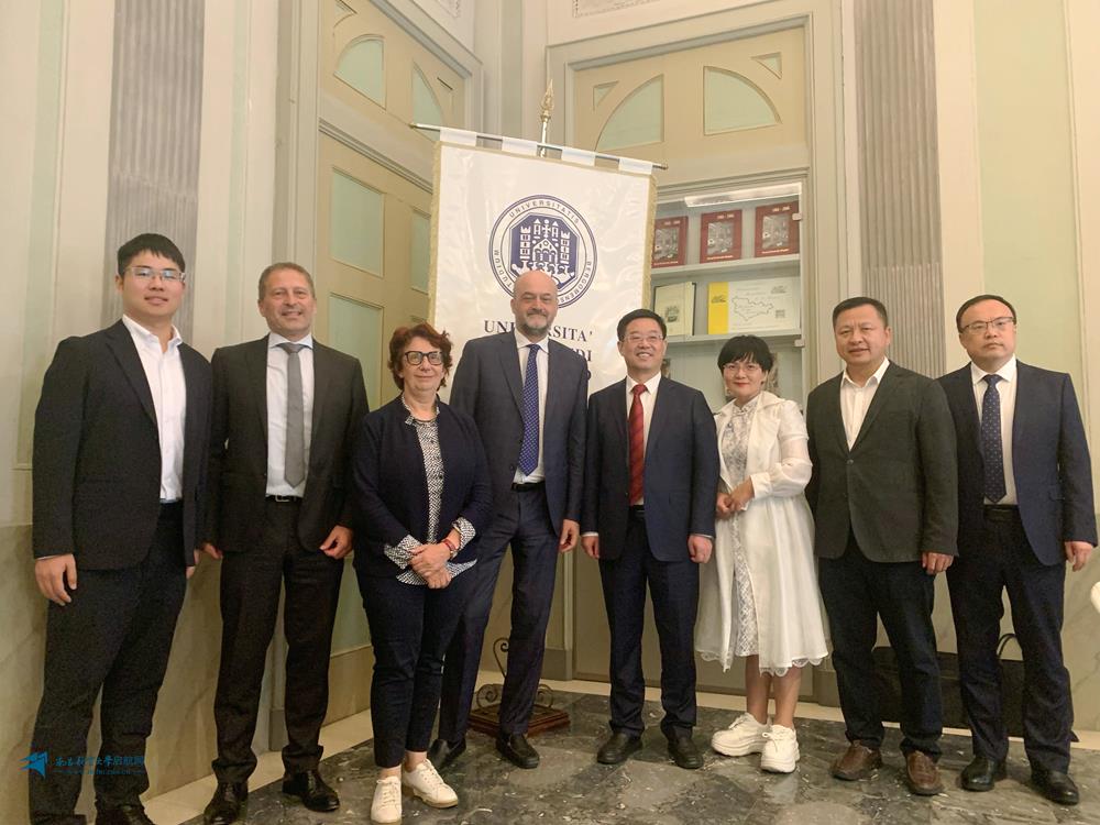 李书记访问贝加莫大学，与校长签署国际合作协议-2_副本.jpg
